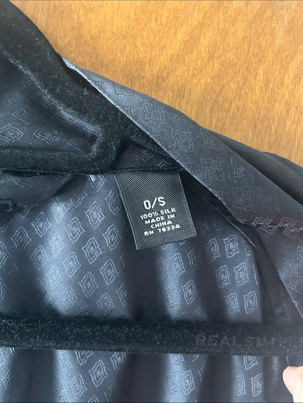 Black 100% Silk Kimono Robe - Picture 4 of 5